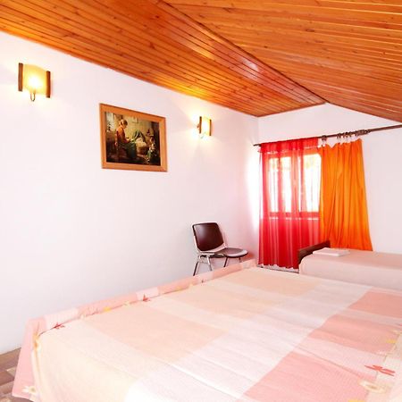 Apartments With A Parking Space Prigradica, Korcula - 193 Blato  Room photo
