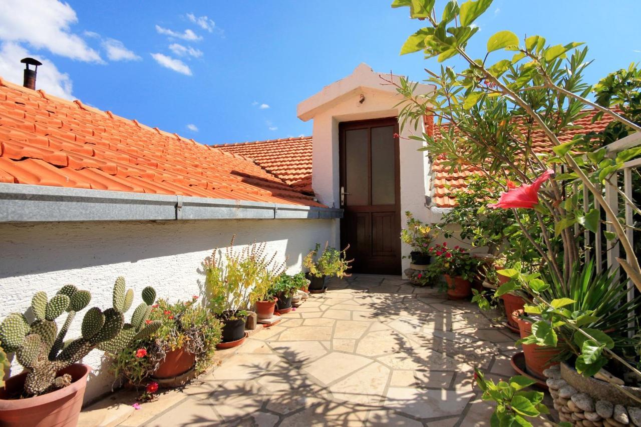 Apartments With A Parking Space Prigradica, Korcula - 193 Blato  Exterior photo