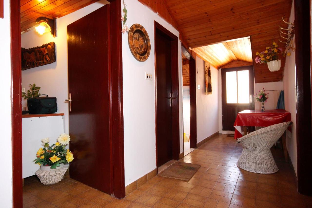 Apartments With A Parking Space Prigradica, Korcula - 193 Blato  Exterior photo